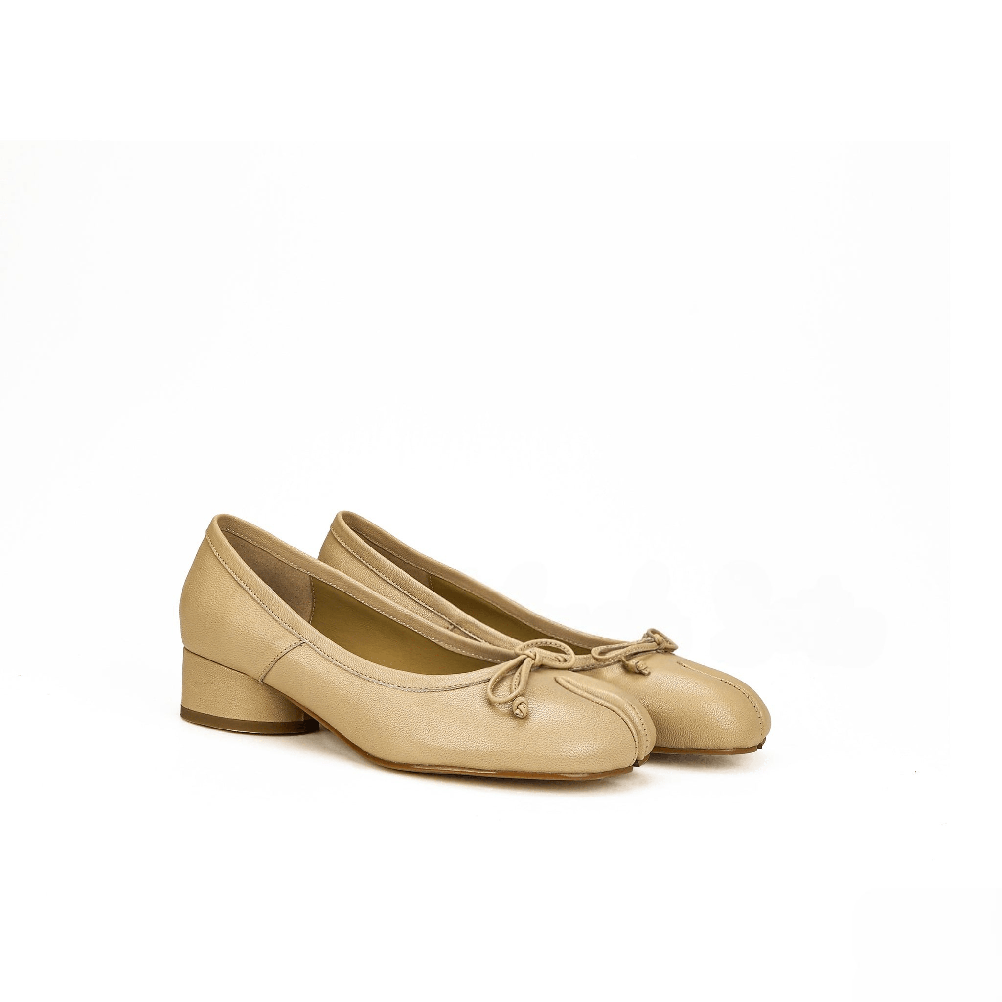 Beige Tabi Split Toe Leather Flats - Sofia Romano