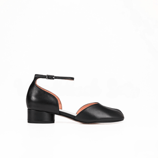 Black Tabi Leather Strap Sandals - Sofia Romano