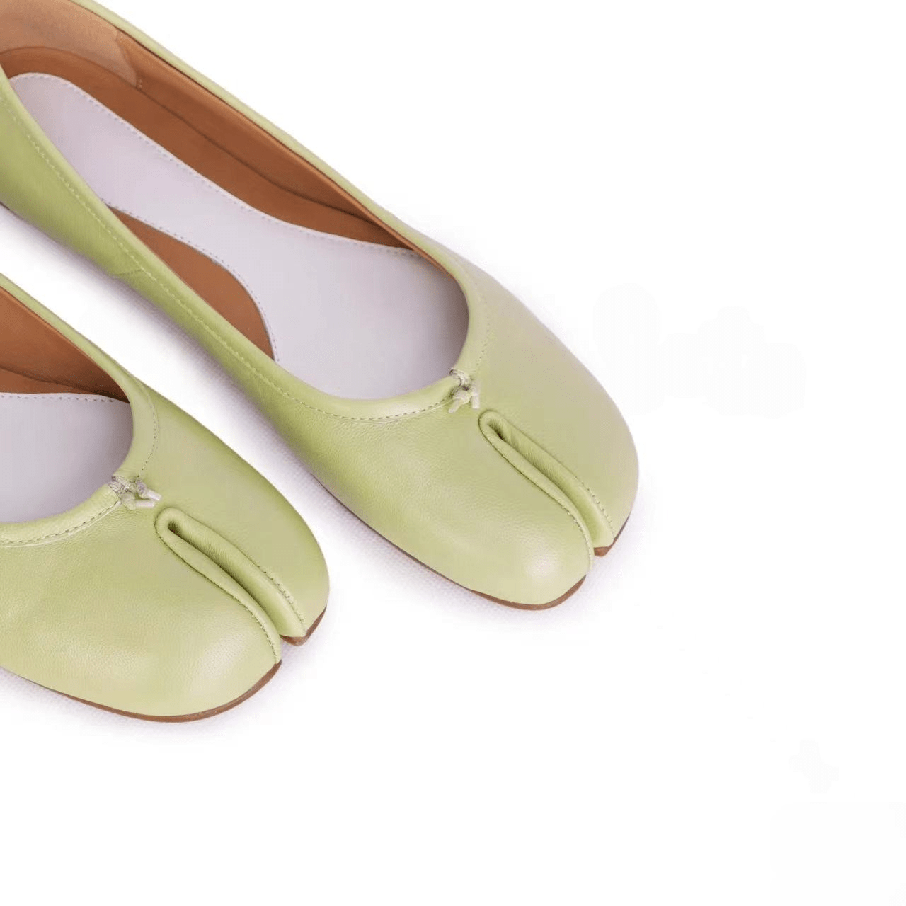 Green Leather Split - Toe Sandals - Sofia Romano