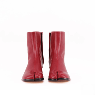 Leather Tabi Split - Toe Red Boots - Sofia Romano