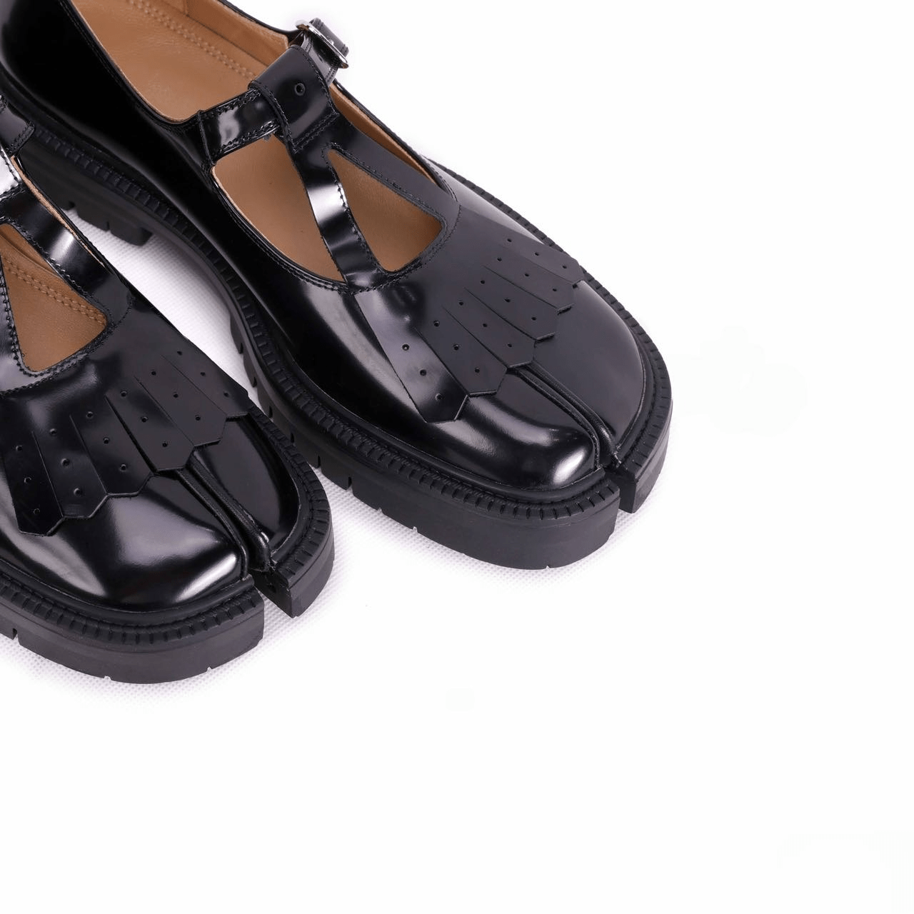 Split - Toe Leather Loafers with Chunky Cleated Sole for All - Day Comfort - Sofia Romano