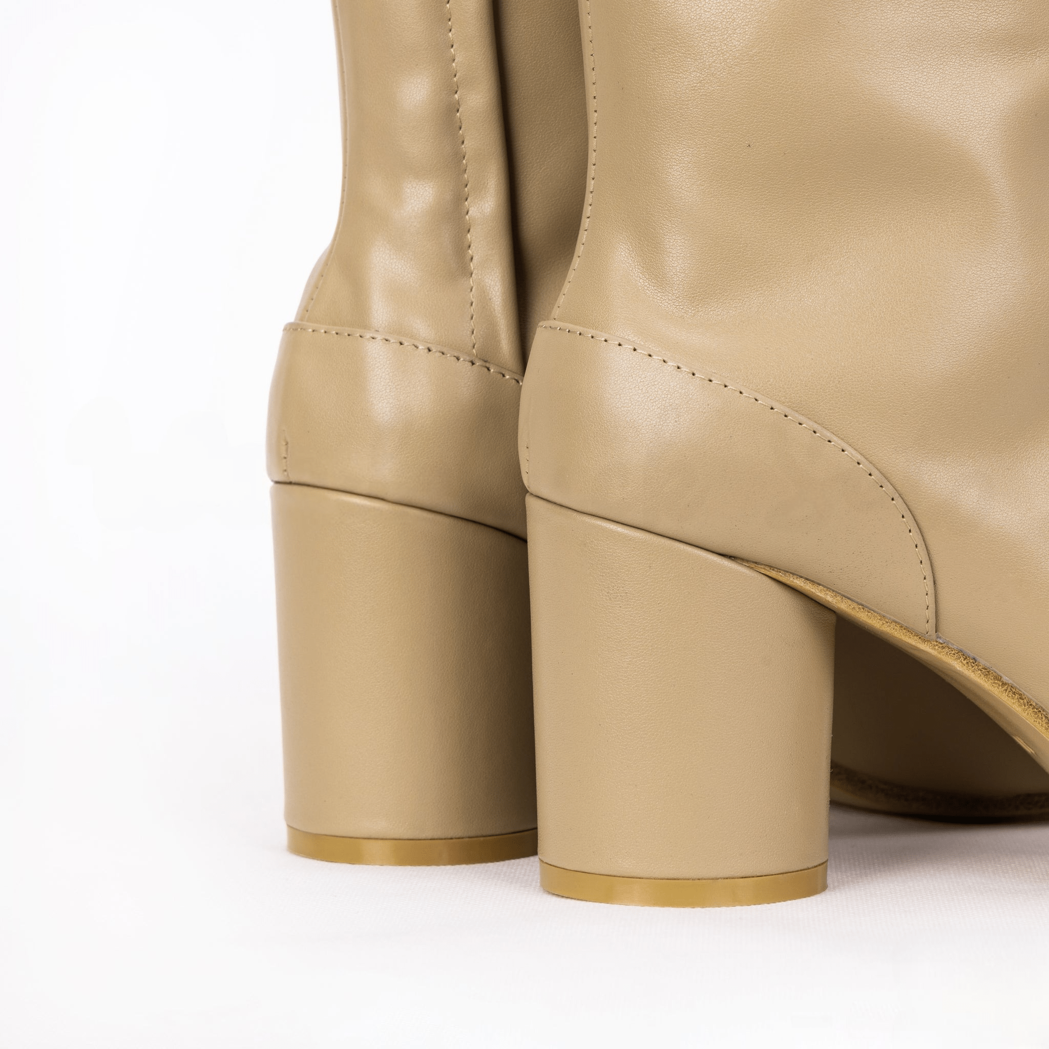 Tabi Split - Toe Leather Boots Beige - Sofia Romano