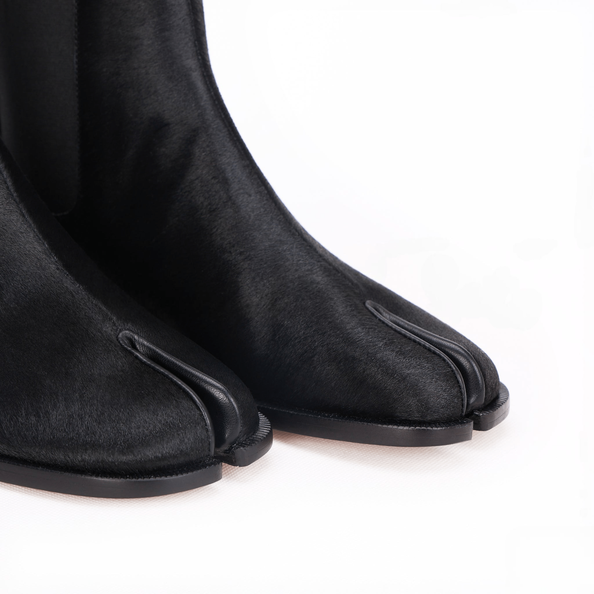 Tabi Split - Toe Leather Horse Hair Boots - Sofia Romano