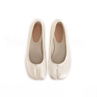 White Split - Toe Tabi Ballerinas - Sofia Romano