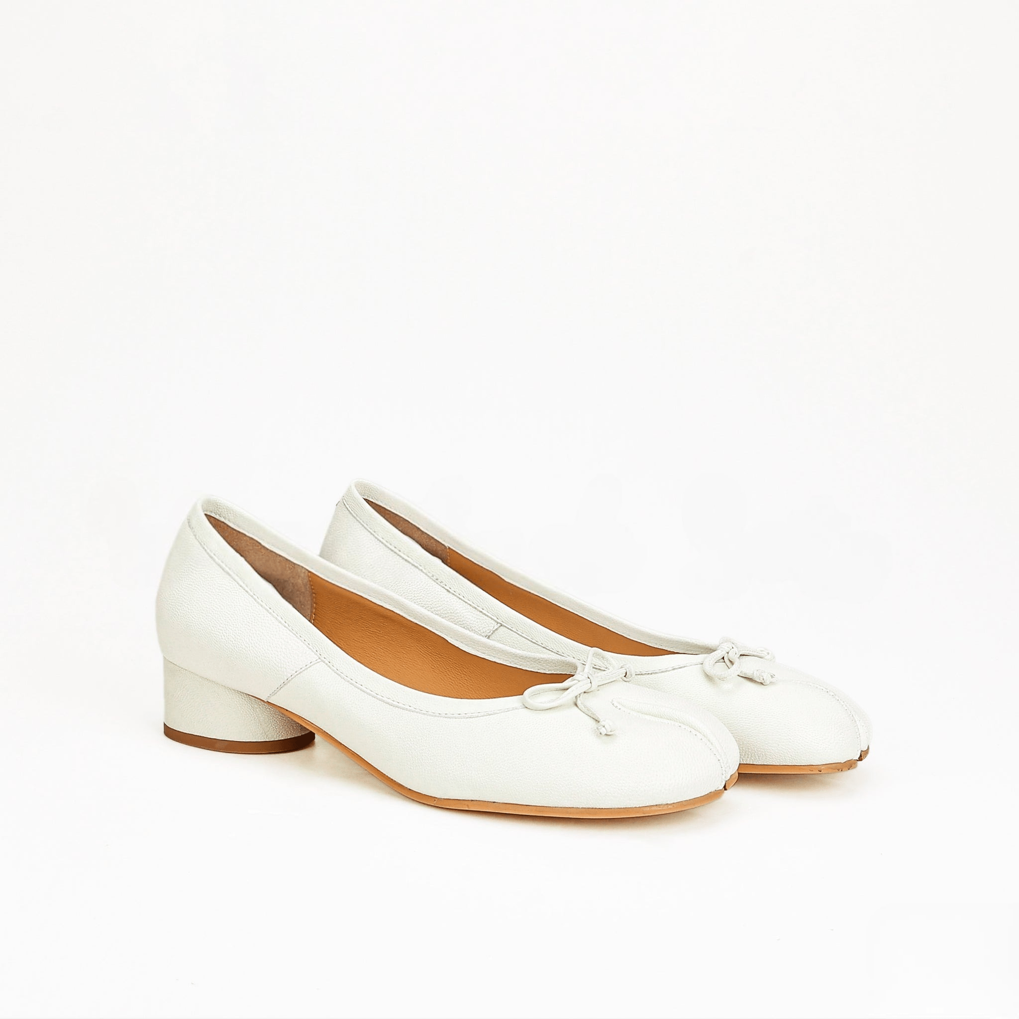 White Tabi Split - Toe Mary Jane Flats - Sofia Romano